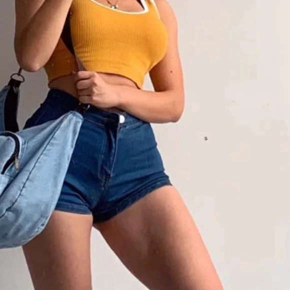 Forever 21 high waisted jean shorts HOT PANTS retro 60s denim cheeky juniors M - Picture 1 of 6